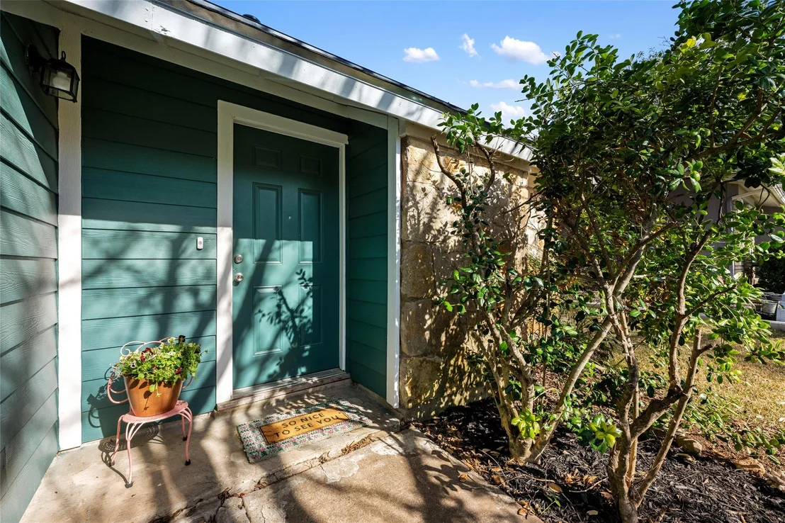 Photo of 5100 Lambs LN