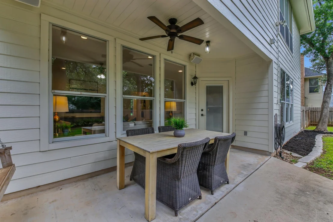 Photo of 701 Oaklands DR