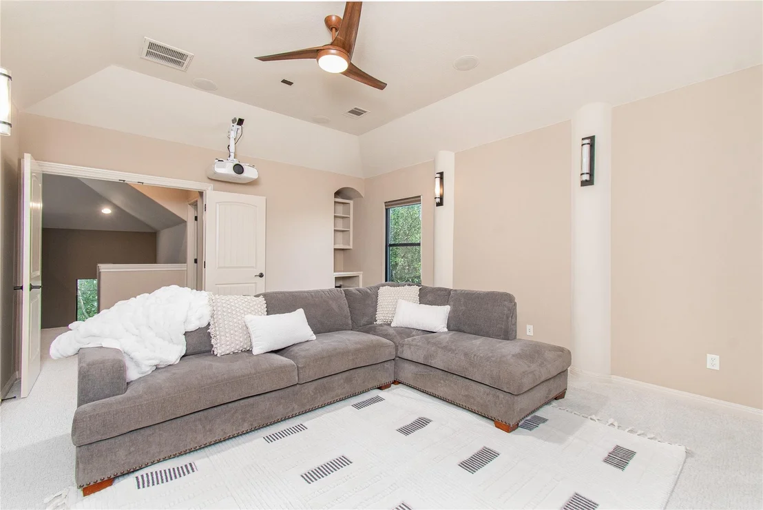 Photo of 705 Cliffside Cove