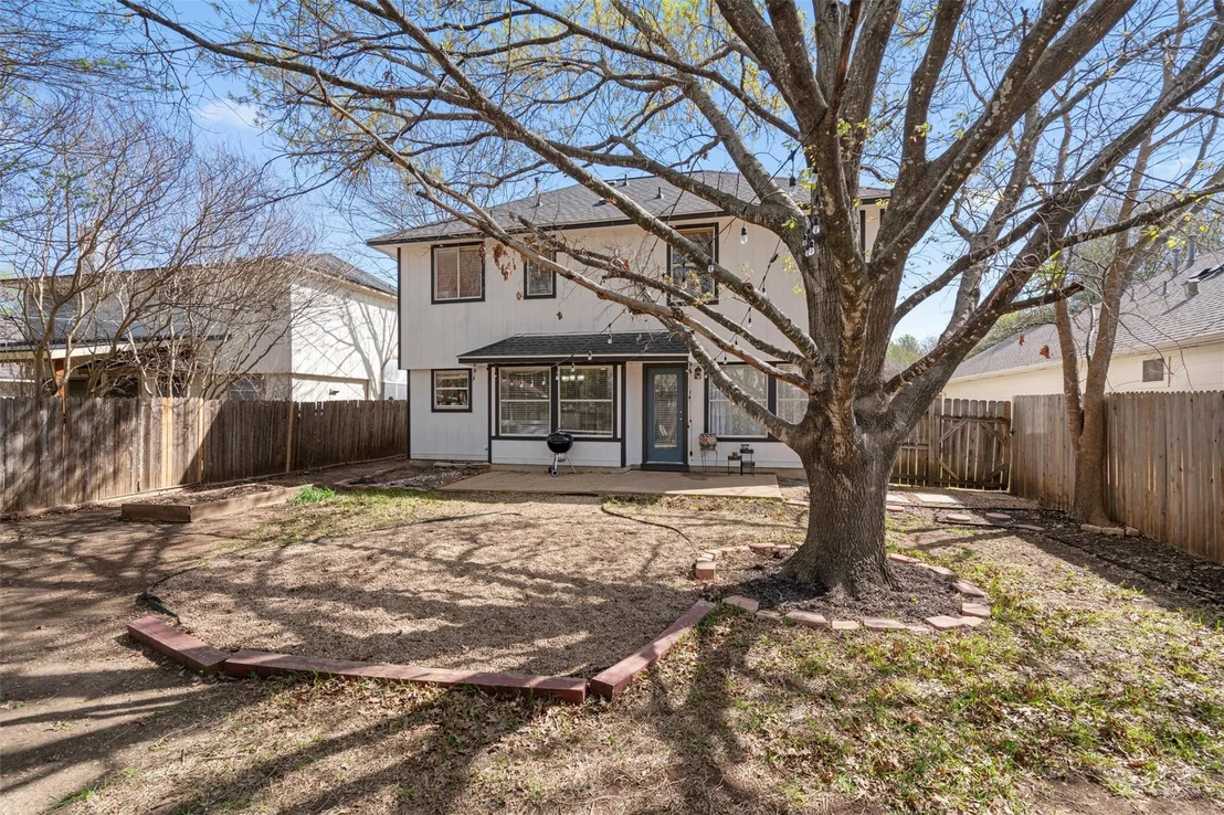 Photo of 1002 Pathfinder WAY