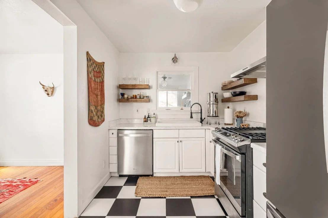 Photo of 4600 Alf Ave