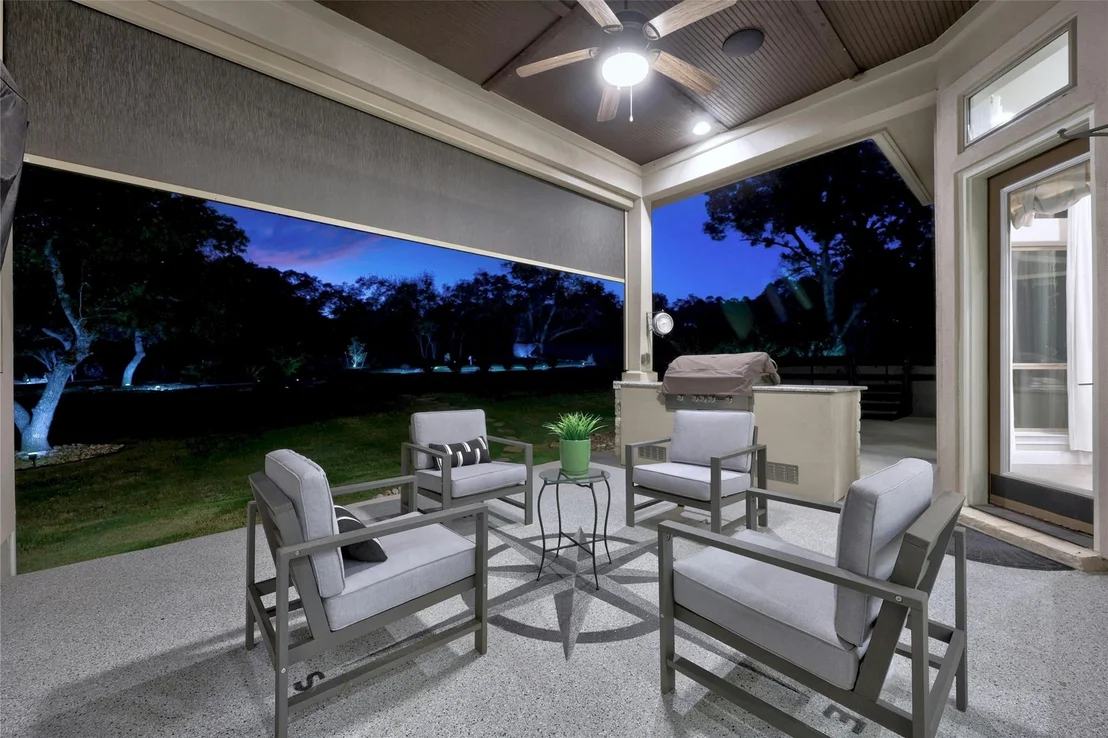 Photo of 218 Questa TRL
