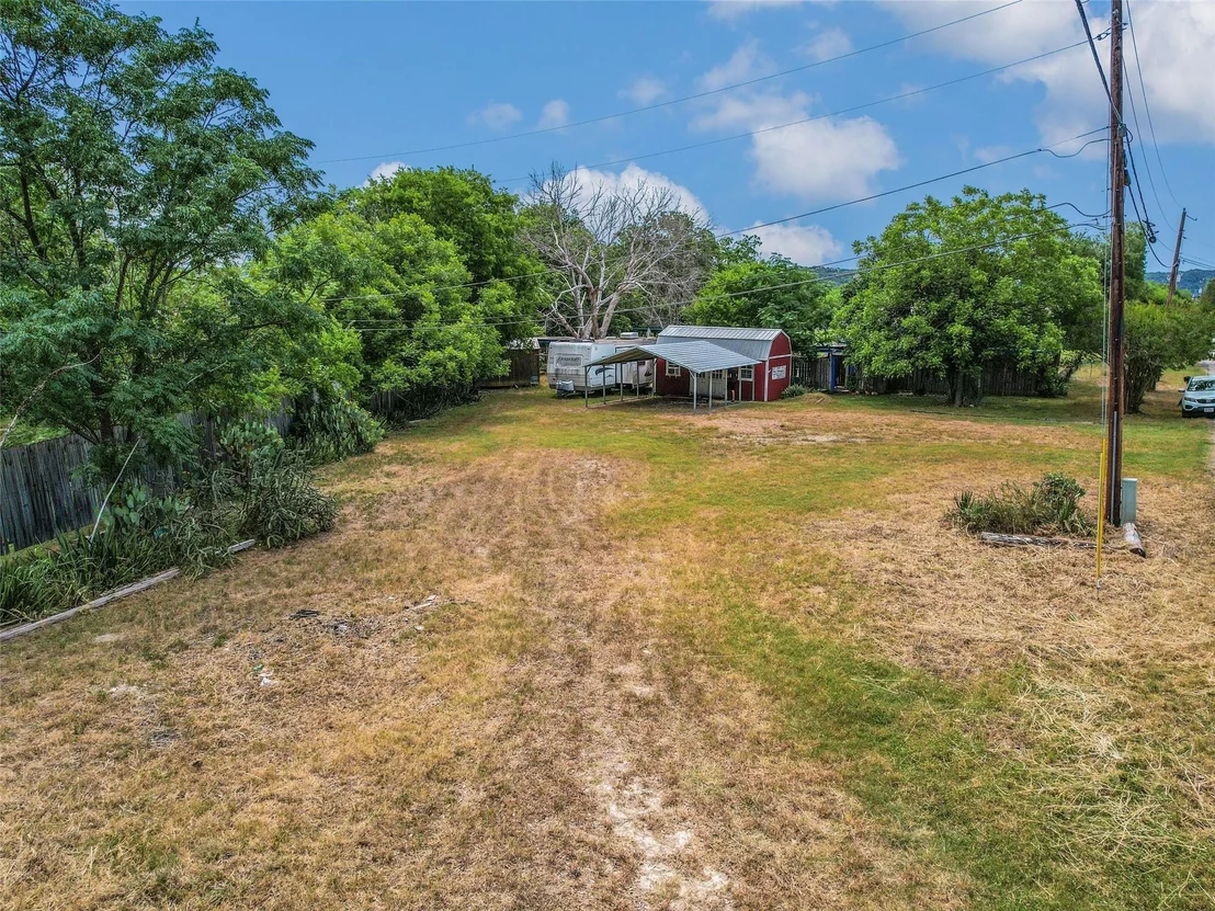 Photo of 201 Oak DR