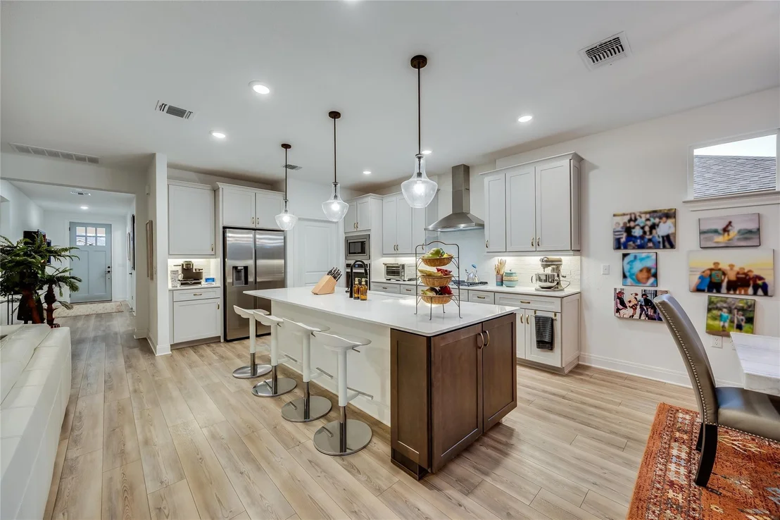 Photo of 331 Kitty Hawk RD