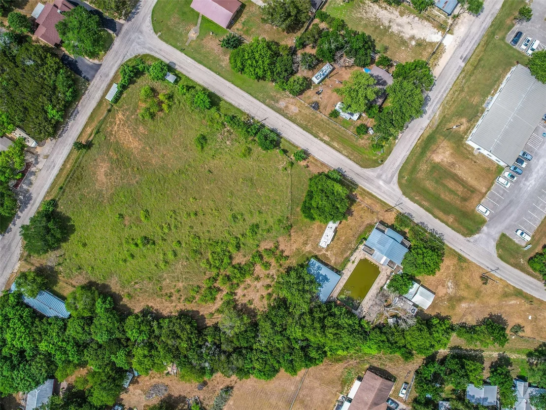 Photo of 201 Oak DR