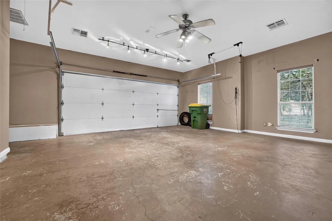 Photo of 4 Cedarwood CIR
