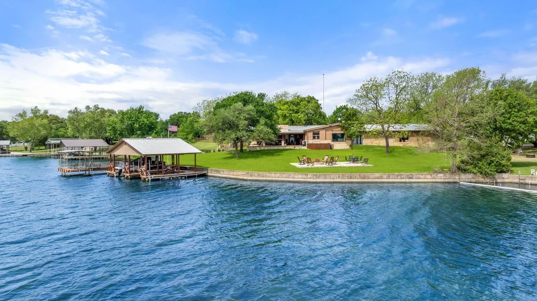 Photo of 104 Bluebonnet CIR