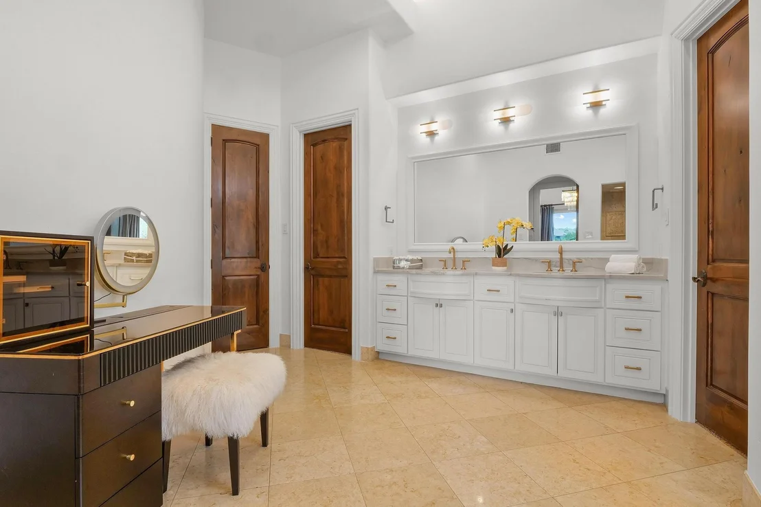 Photo of 425 Brandon WAY