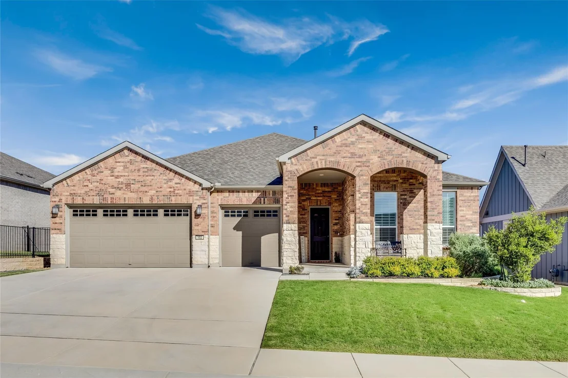 Photo of 102 Pointer LN