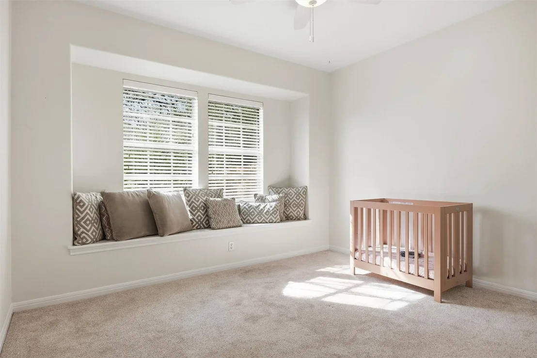 Photo of 9400 Savannah Ridge DR