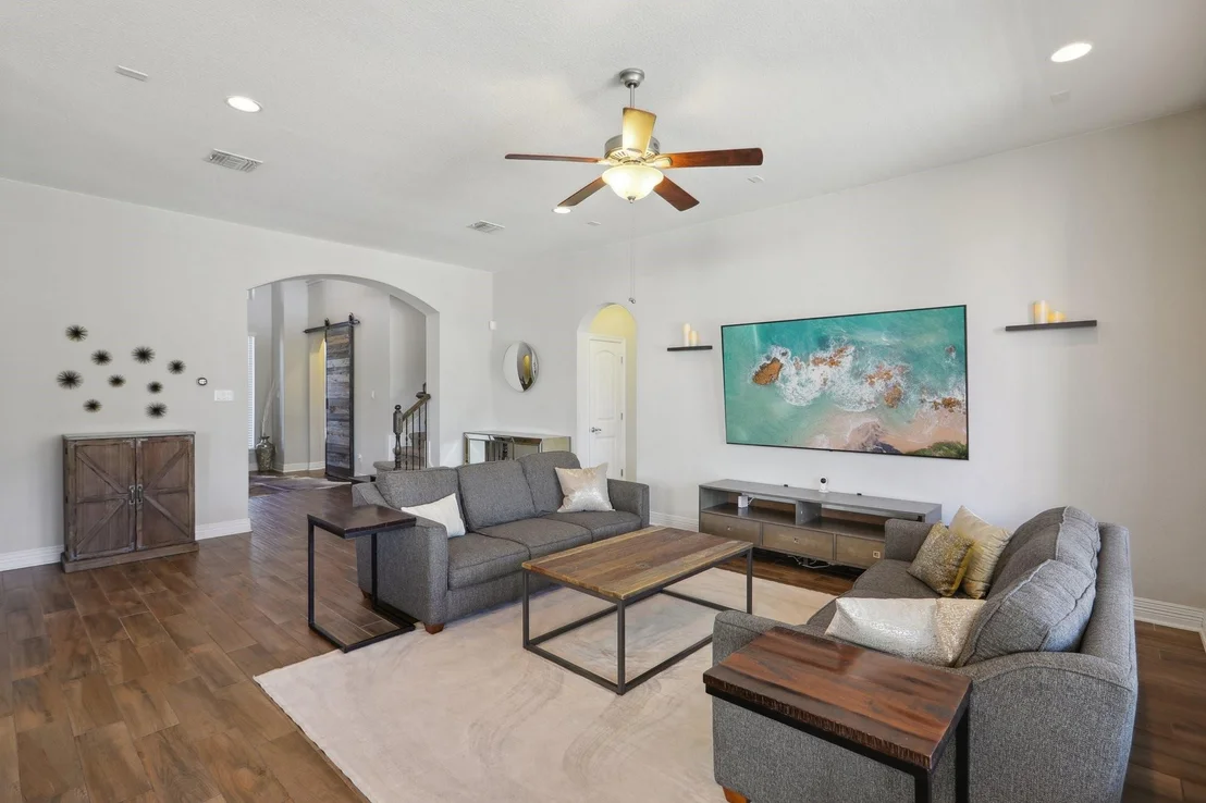 Photo of 18236 Crimson Apple WAY