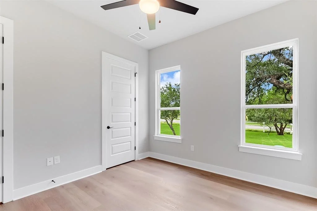 Photo of 101 Hardie DR
