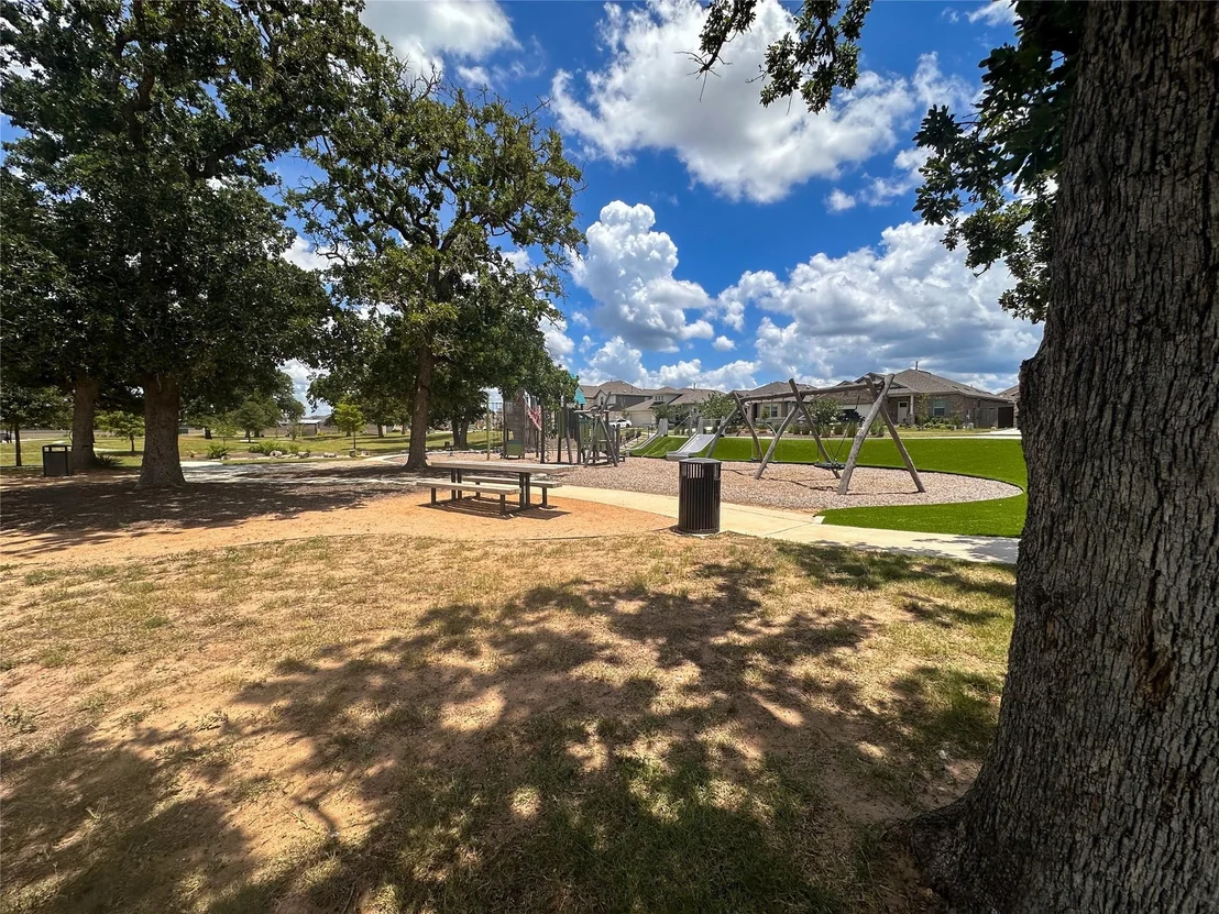 Photo of 120 Shagbark TRL