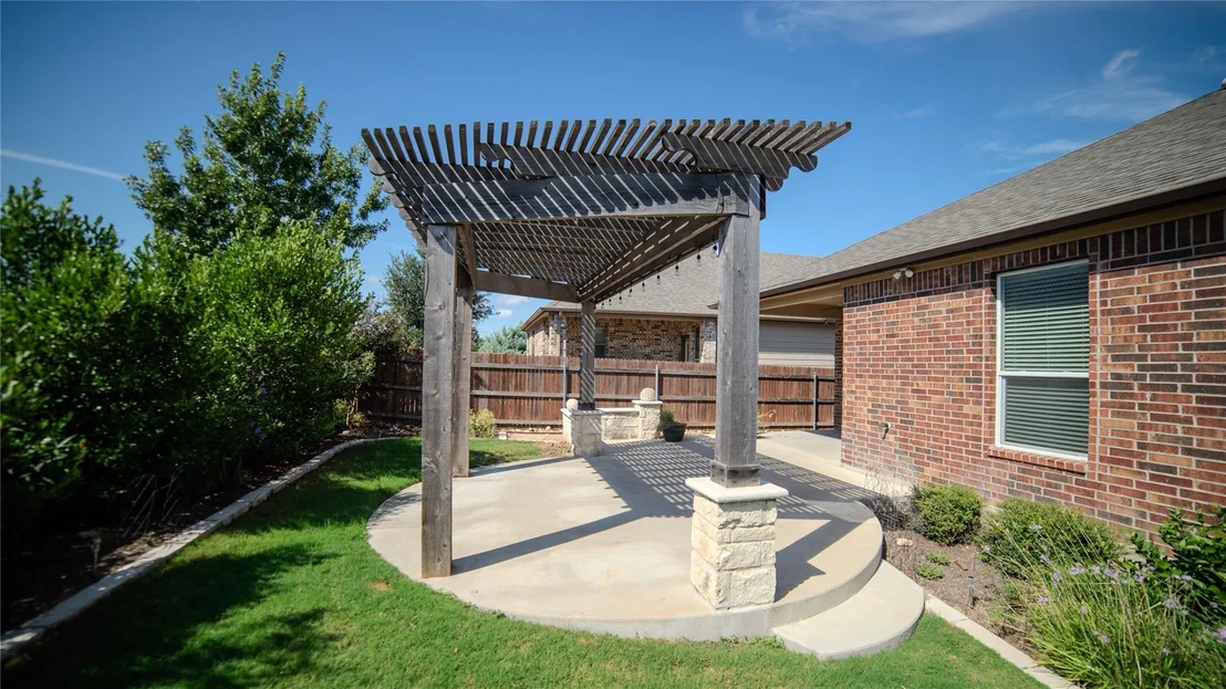 Photo of 325 Tordesillas DR