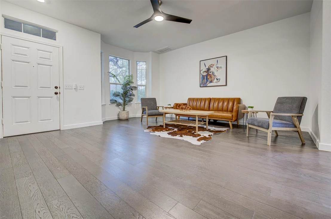 Photo of Unit B at 6249 Negley