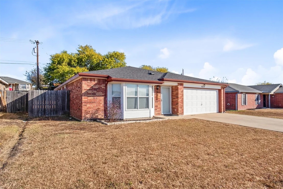 Photo of 4311 Waterproof DR