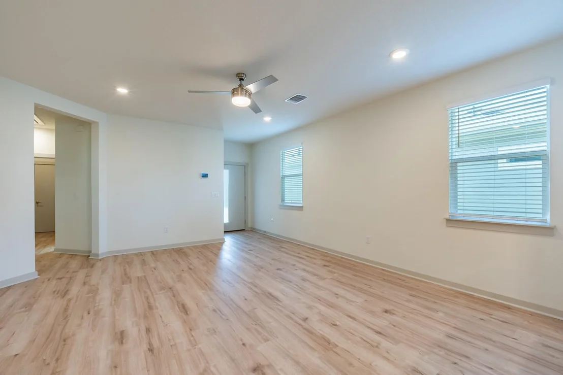 Photo of 10801 Meris LN