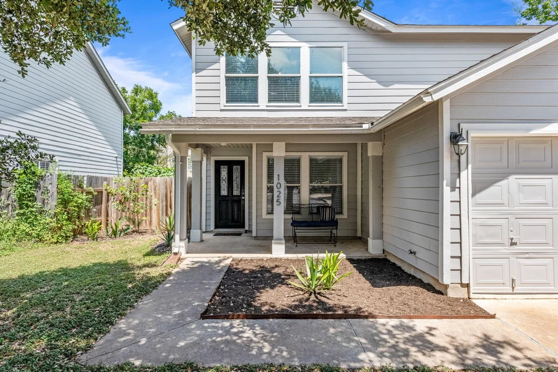 Photo of 1025 Canterbury TRL
