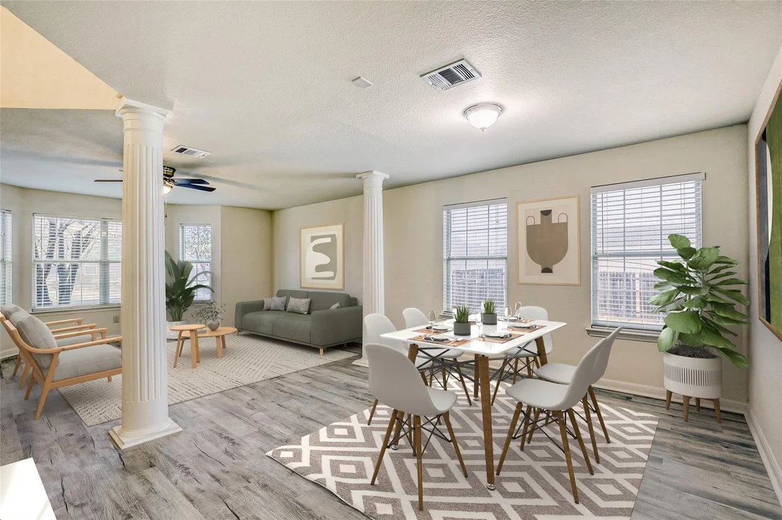 Photo of 113 Silver Lace LN