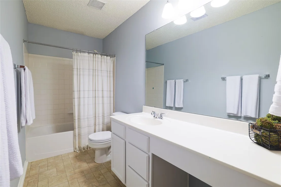 Photo of 1311 Irene DR