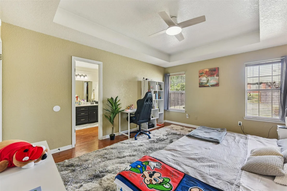 Photo of 5318 W Ridge BLVD