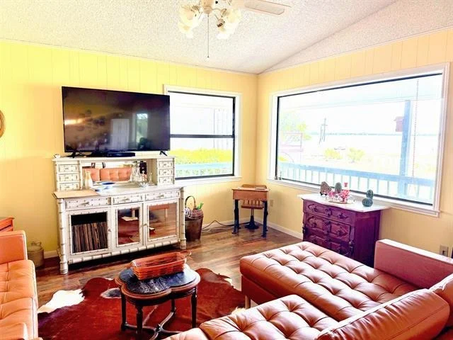 Photo of 912 Cozy LN