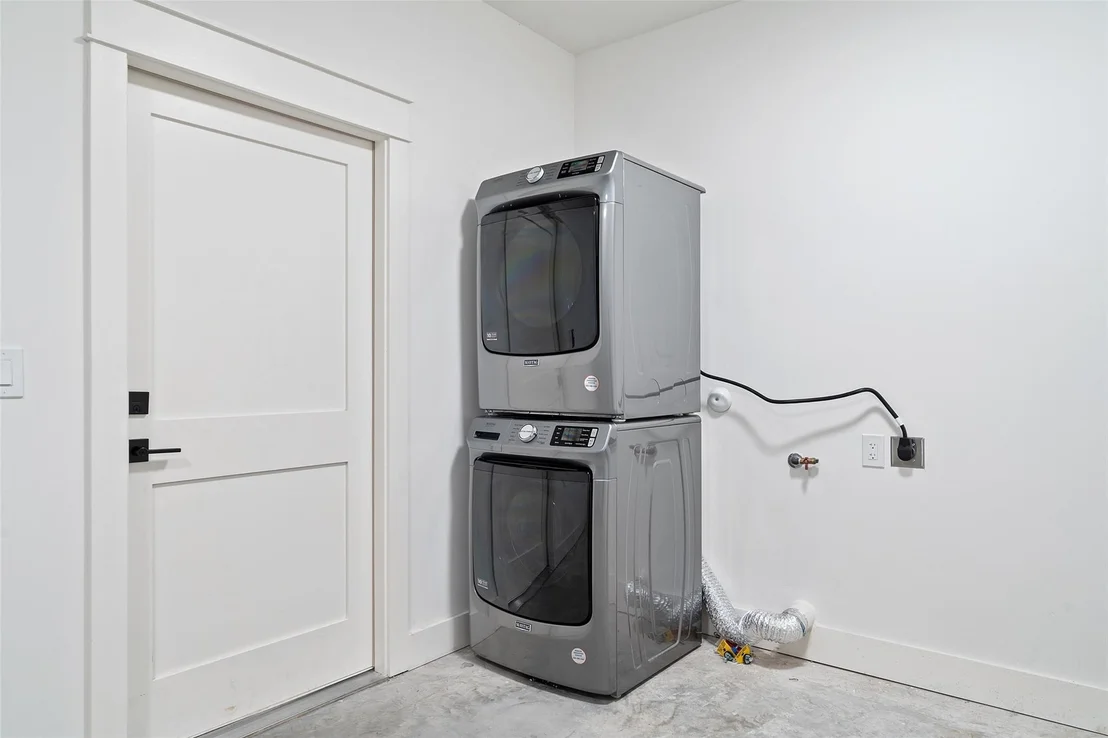 Photo of Unit 2 at 405 W North Loop BLVD