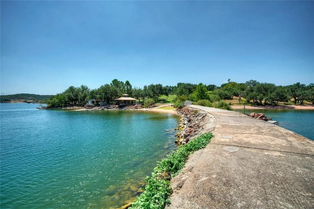 Photo of 206 Forest DR