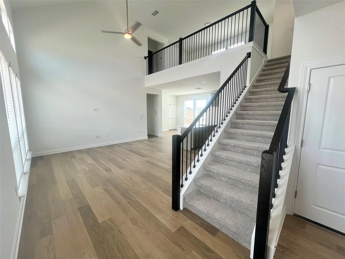 Photo of 319 Young ST
