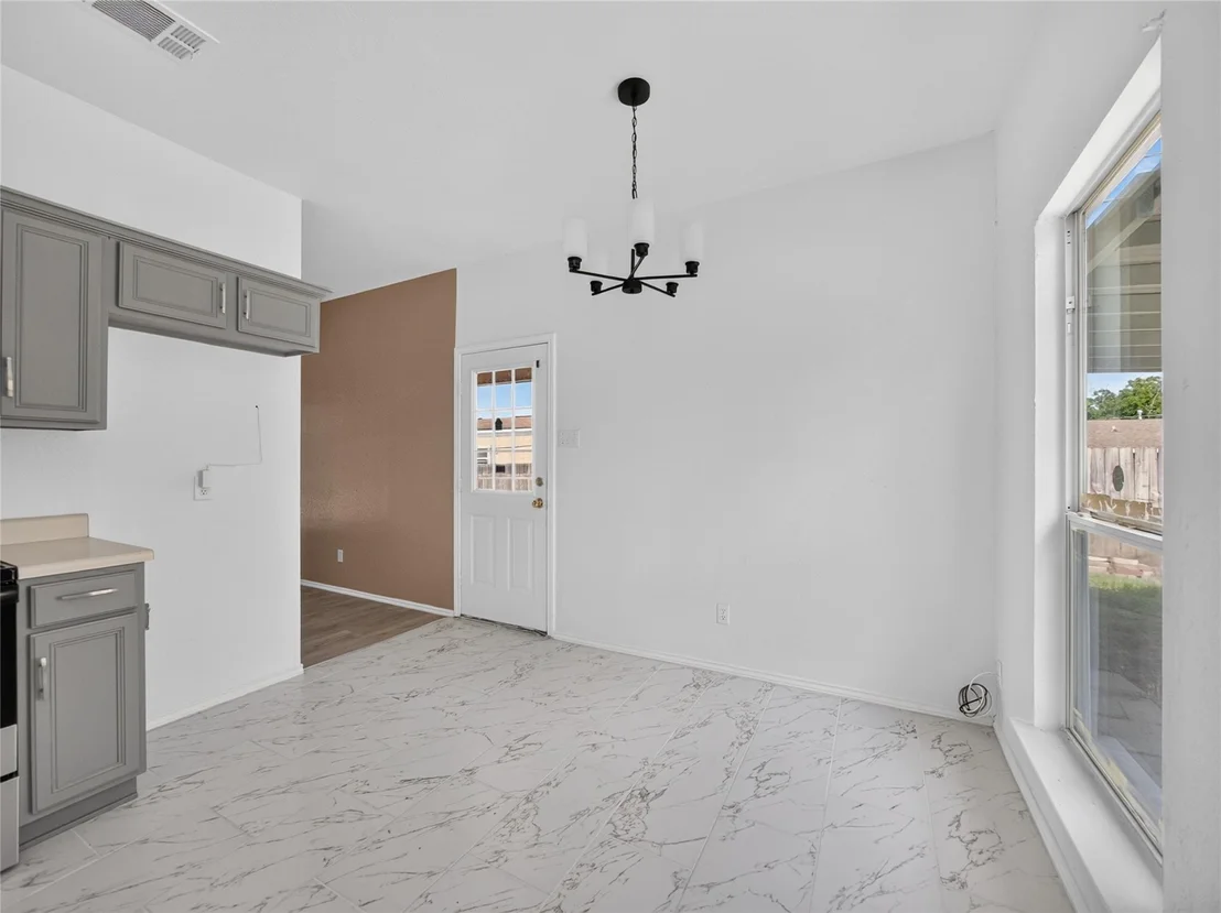 Photo of 403 Davidson DR
