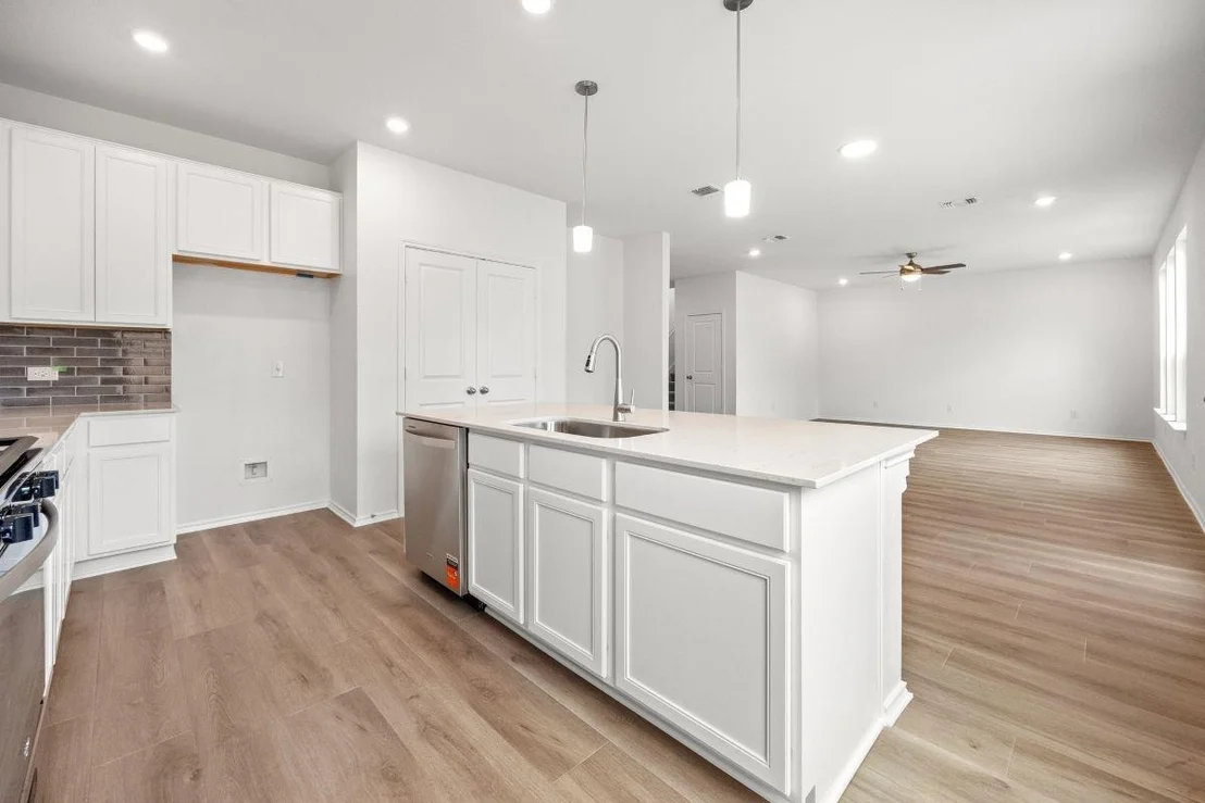 Photo of 1724 River Plateau DR