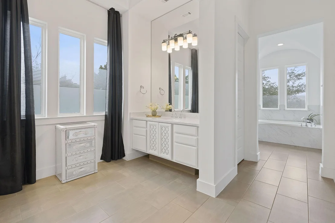 Photo of 106 Lodestone CV