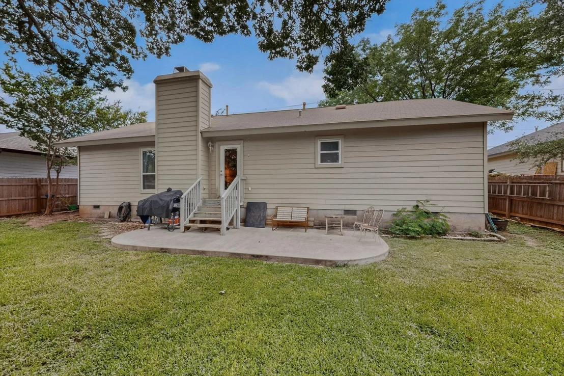 Photo of 507 Thousand Oaks BLVD