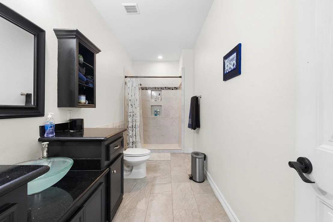 Photo of 1102 Private Road 2332