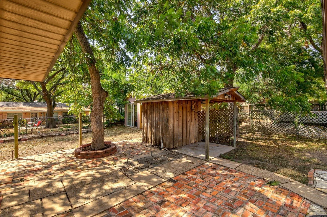 Photo of 1005 Salem LN