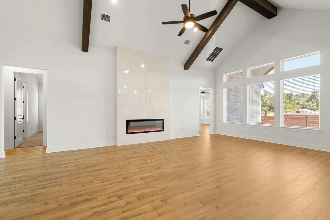 Photo of 1013 Painted Horse DR