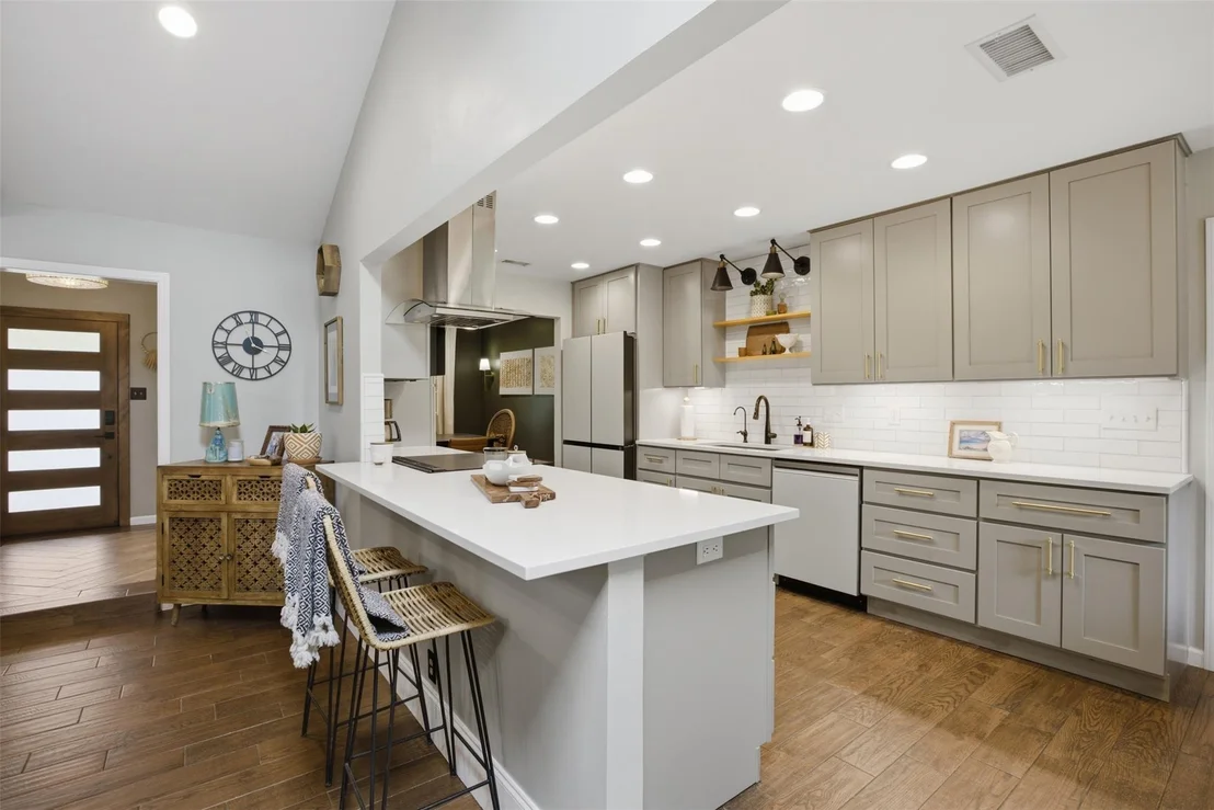 Photo of 4301 Verde VIS