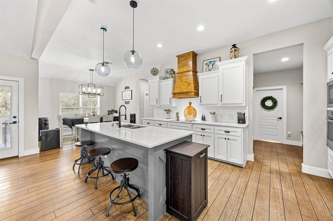 Photo of 1424 County Road 3152
