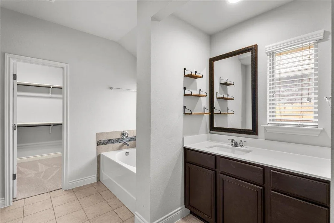 Photo of 7212 Garnet Mill LN