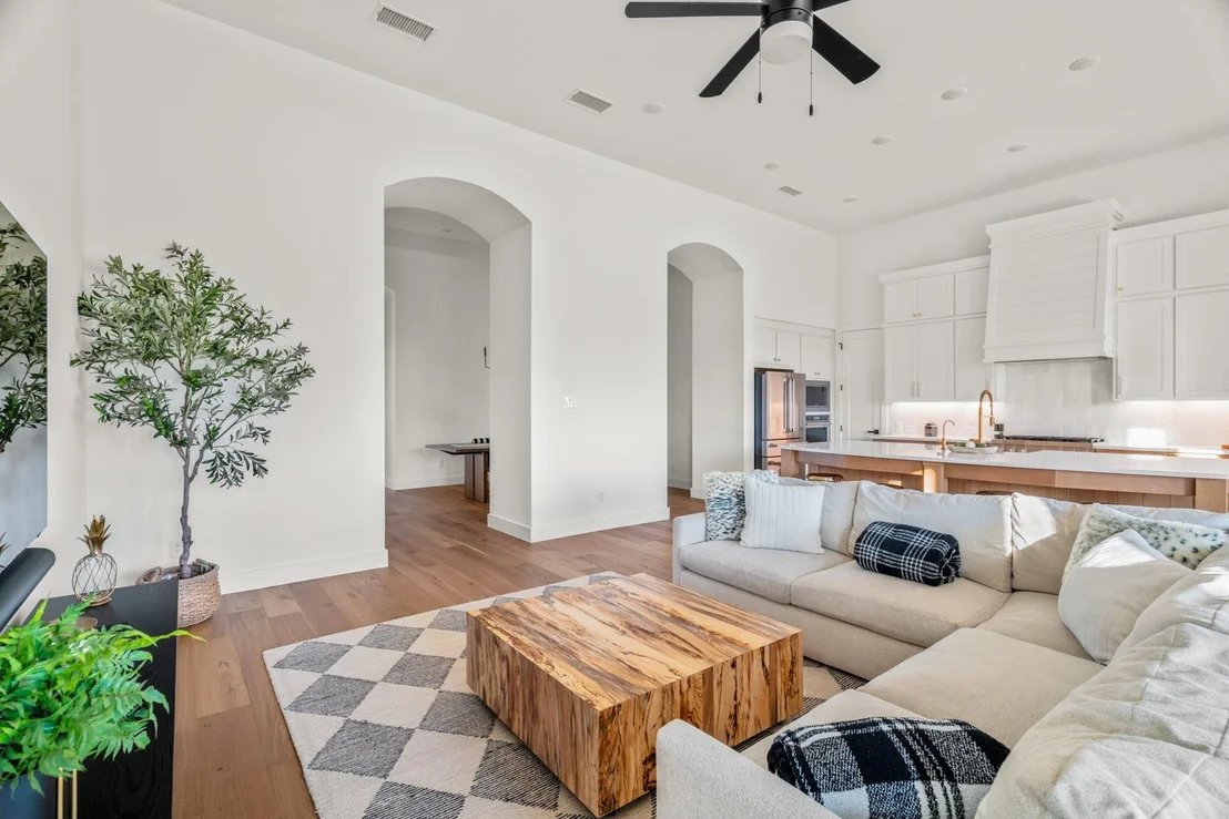 Photo of 511 Irvine CIR