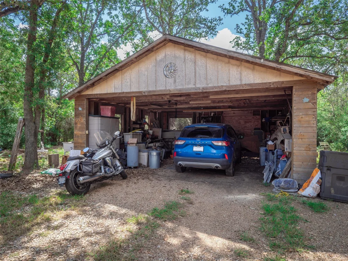Photo of 499 Hidden Oaks DR
