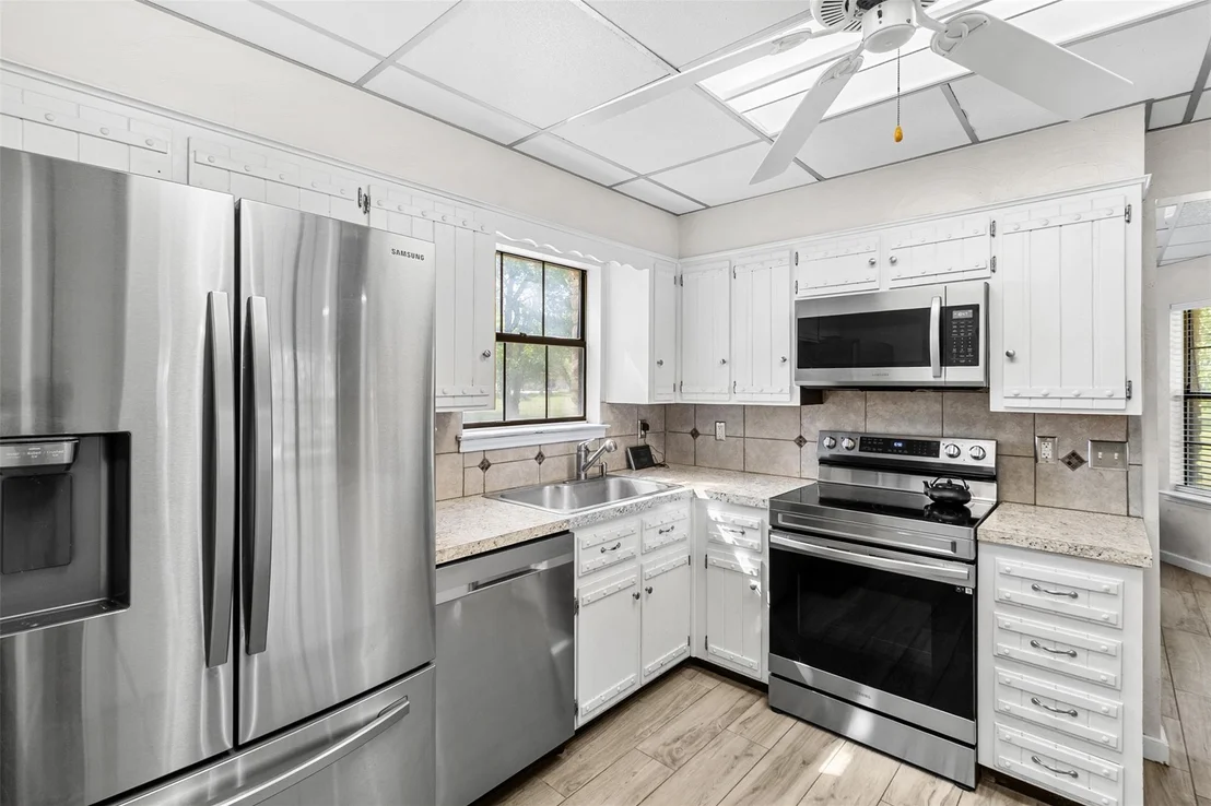 Photo of 7557 Chaparral RD