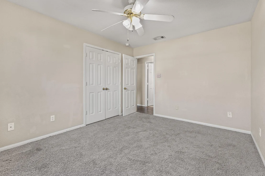 Photo of 5504 Southern Crossing DR