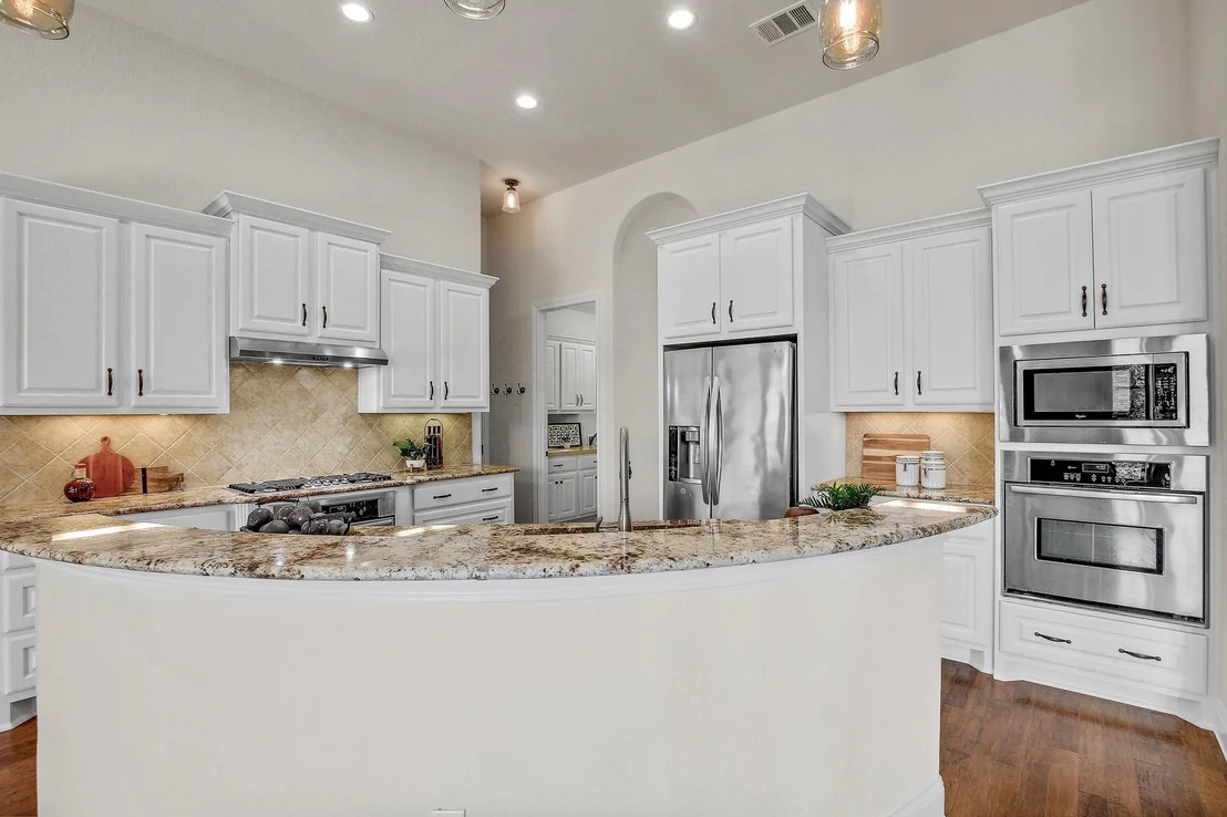 Photo of 272 Pine Post CV