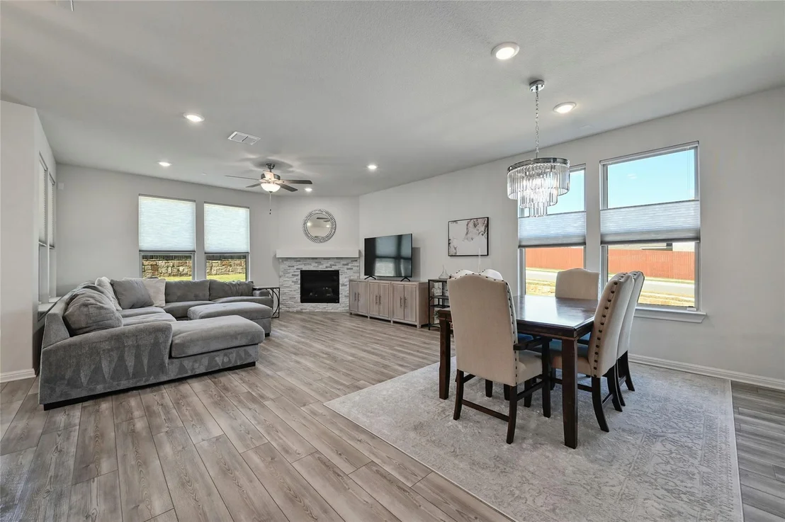 Photo of 468 Purple Heart DR