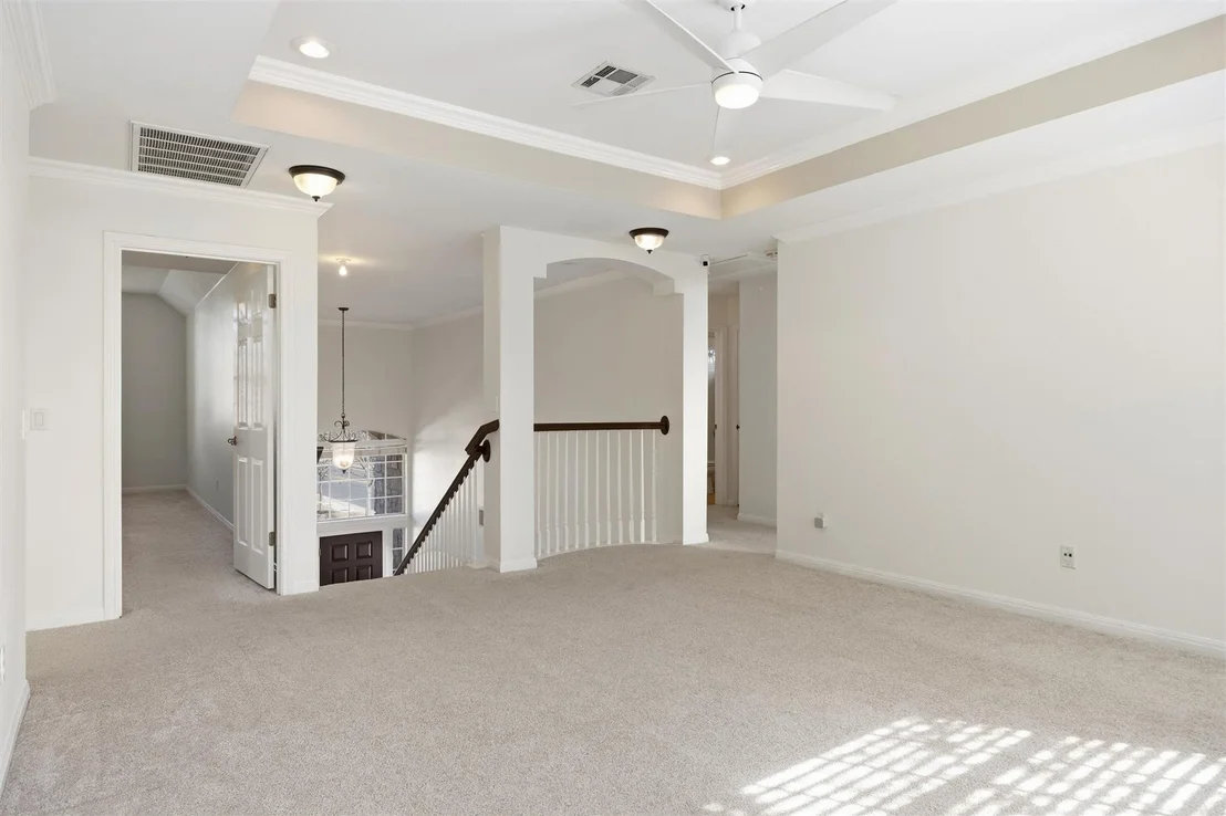 Photo of 9400 Savannah Ridge DR