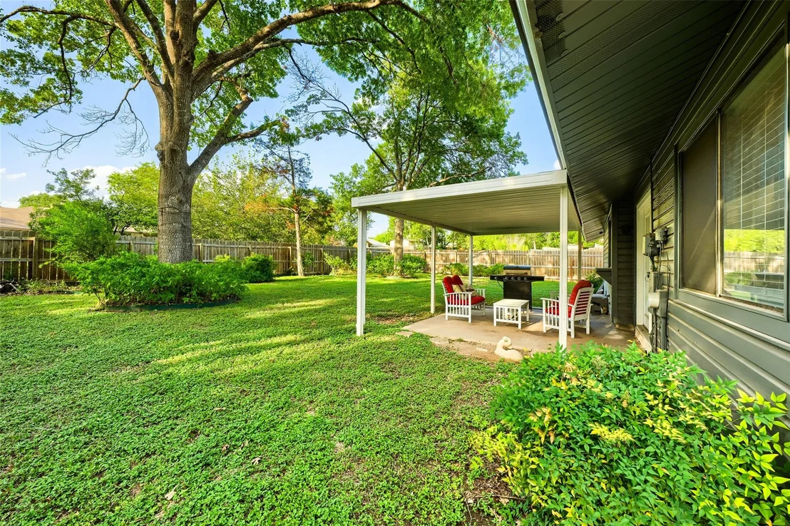 Photo of 1300 Neans DR