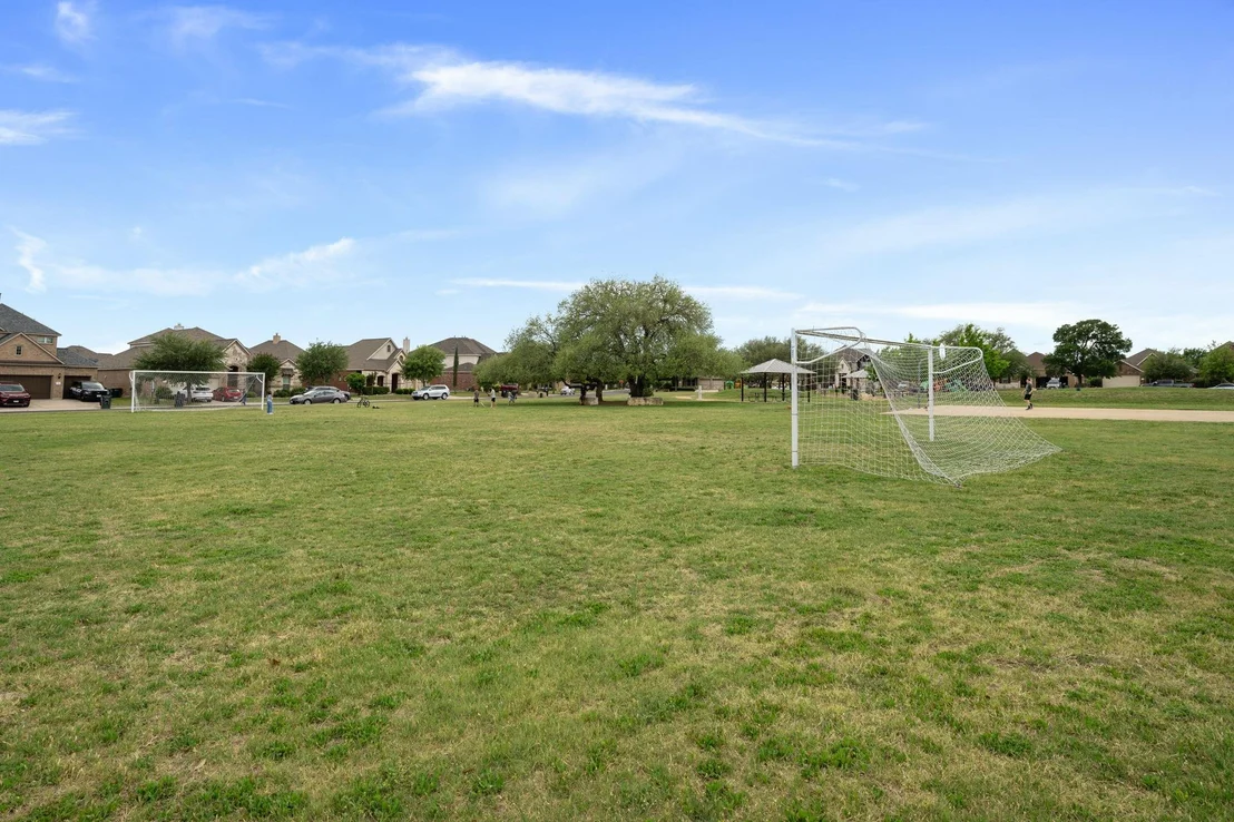 Photo of 1409 Birch DR