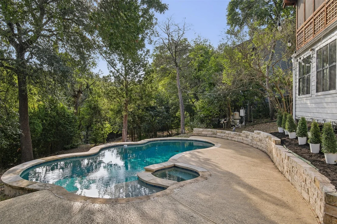 Photo of 6207 Bon Terra DR