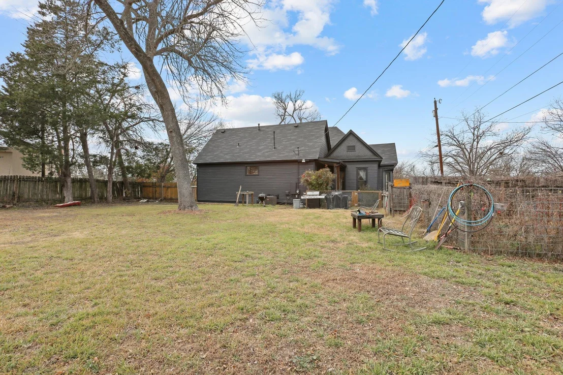Photo of 109 Taylor RD